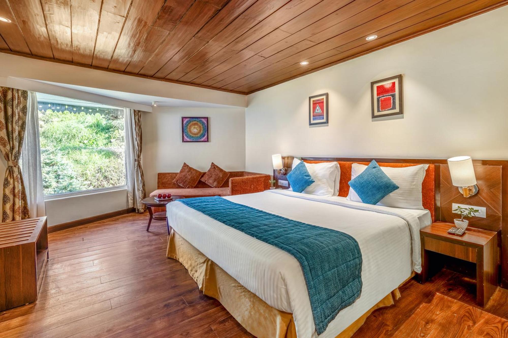 สเตอร์ลิง ดาร์จีลิง Hotel ภายนอก รูปภาพ